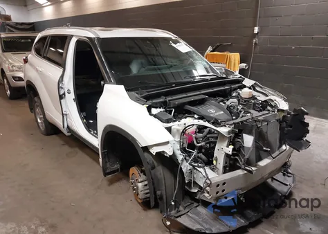 2023 Toyota Highlander Xle z USA, uszkodzony, nr VIN 5TDKDRBH9PS017312